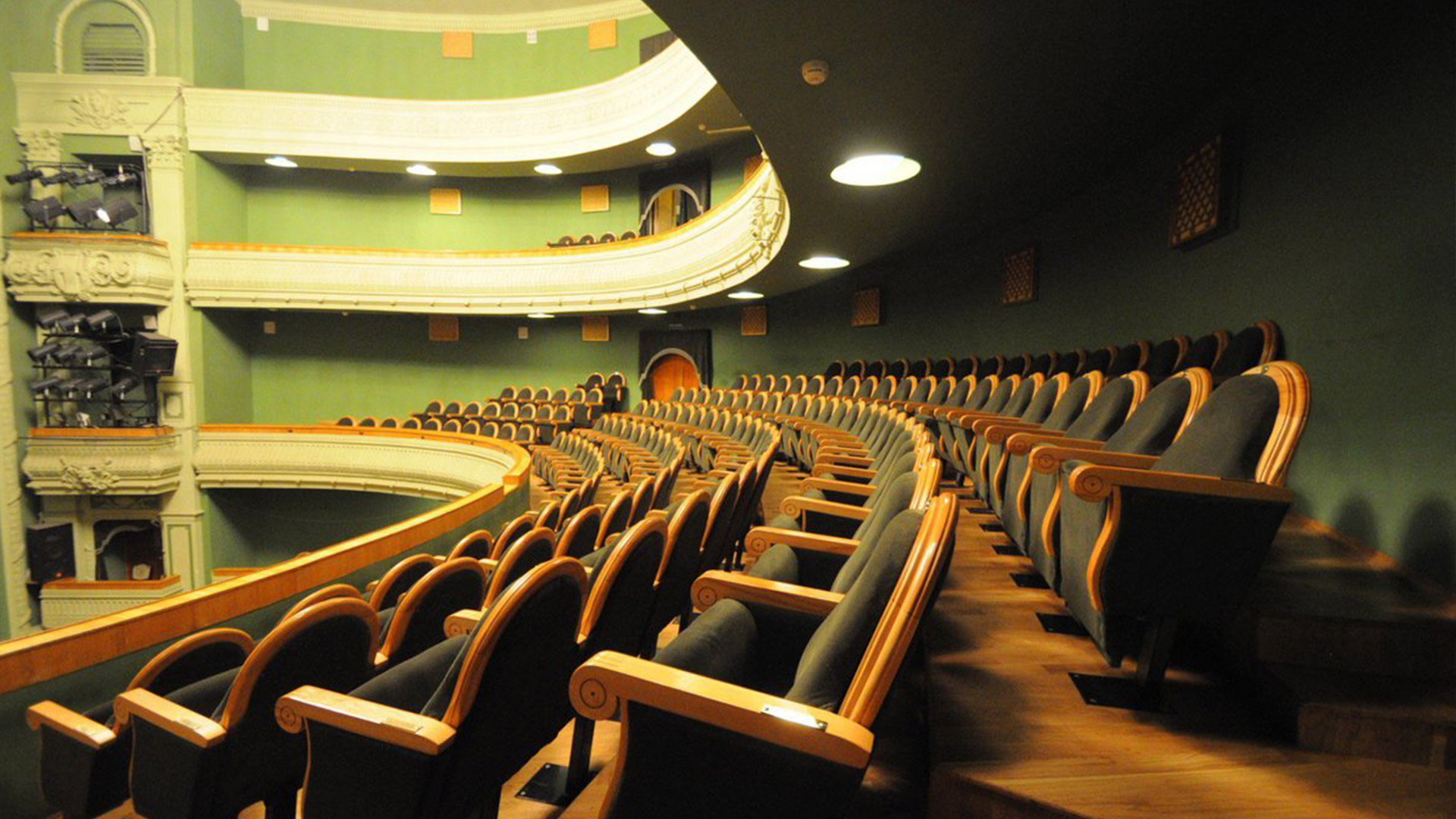 Самарский драматический театр зал